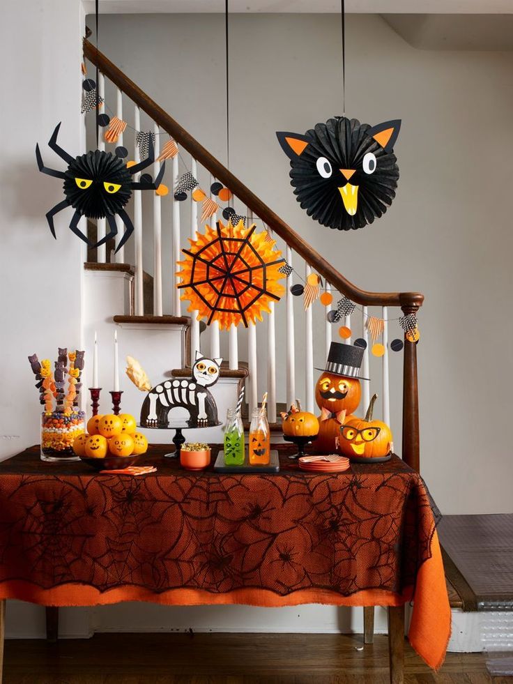 Wholesale Halloween Decorations
